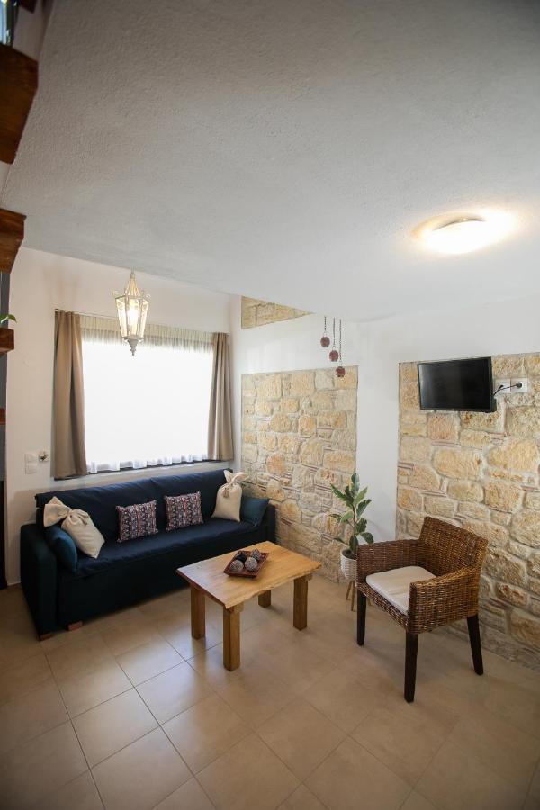 פפקוהורי Agrielia Apartments מראה חיצוני תמונה